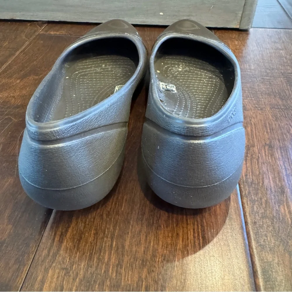Crocs Brown Flats | Women's Flats Size‎ 7 ballet flat